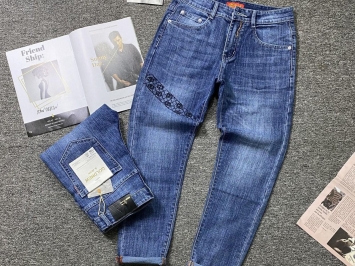 Đặt Hàng May Quần Jean Số Lượng Lớn