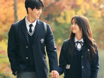 Nhận May Đồng Phục Học Sinh Theo Yêu Cầu 